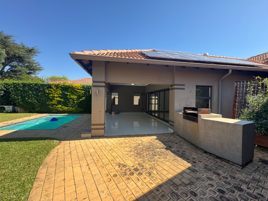 To Let 4 Bedroom Property for Rent in Pecanwood Estate North West
